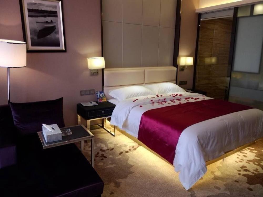 Chengdu Hello Hotel CTU Екстериор снимка