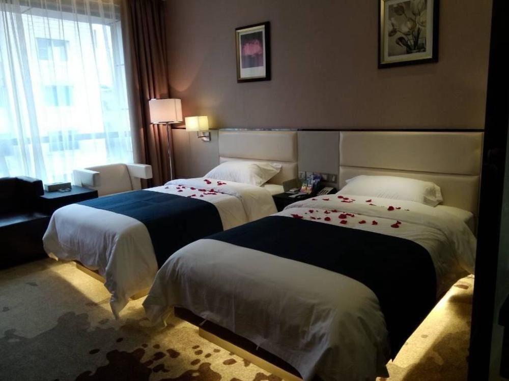 Chengdu Hello Hotel CTU Екстериор снимка